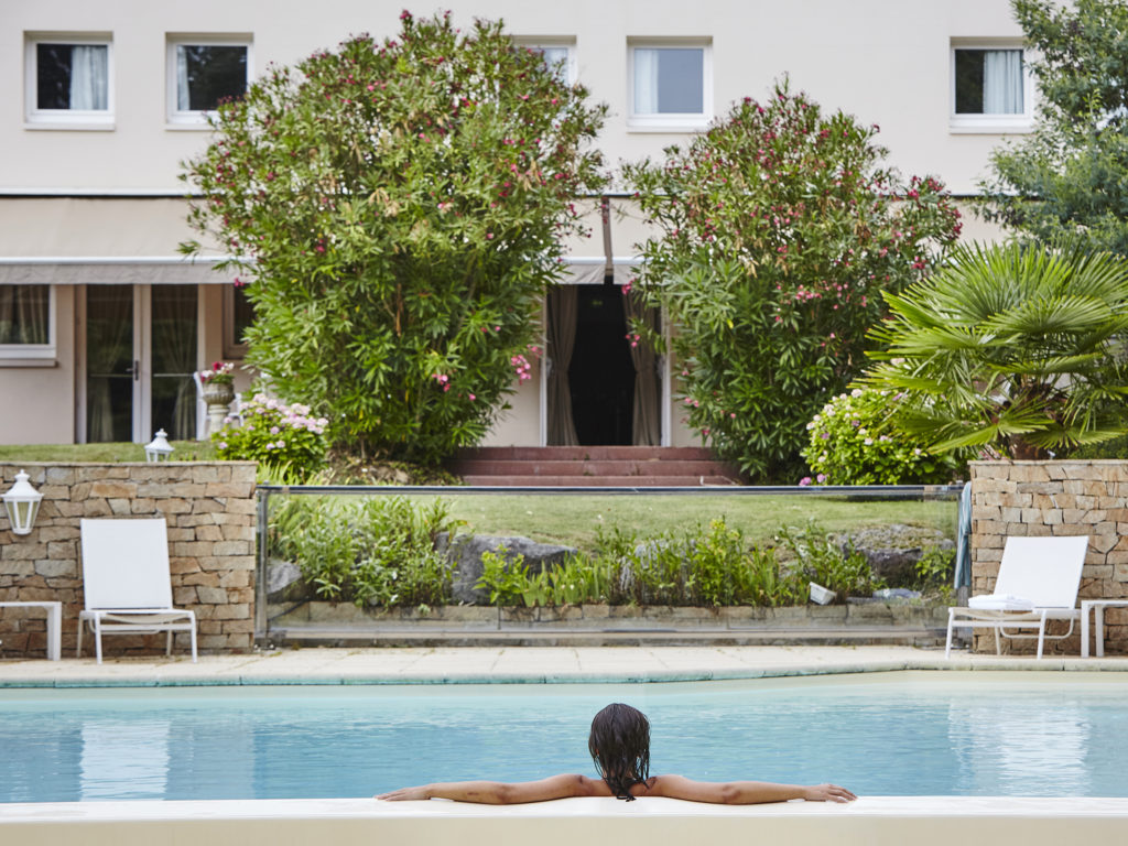 Piscine de l'Hôtel Kyriad de Bouaye